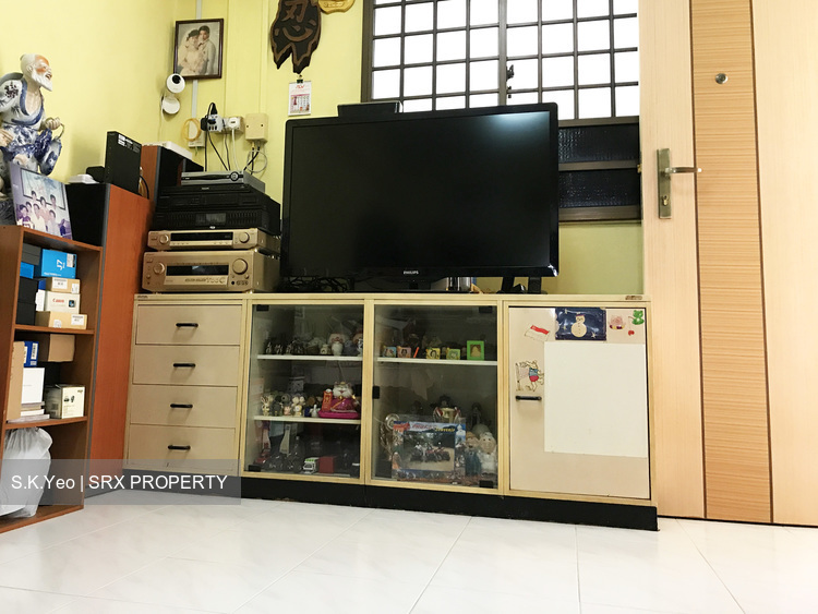 Yishun Street 21 thumbnail photo